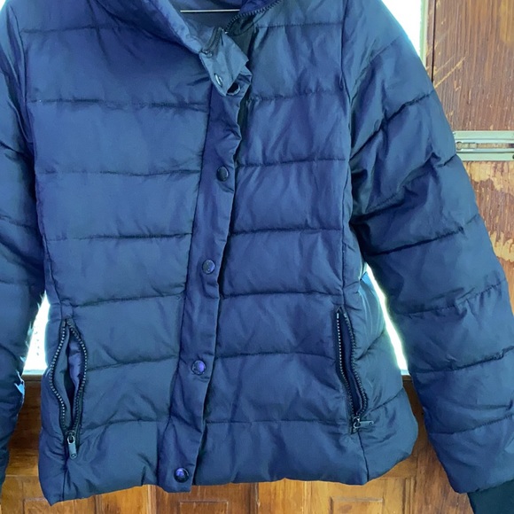 LN women’s black puffer coat with thumbholes and pockets size Small - Picture 2 of 6